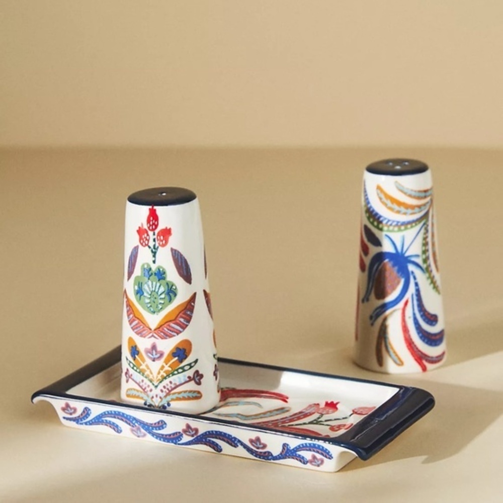NWT Anthropologie Folkloric Salt and Pepper Shaker Set